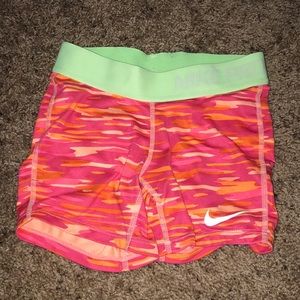 Nike pro